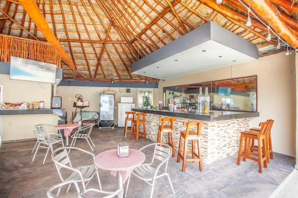 Oceanside Studio - Stunning Views, Ideal Location Cancun